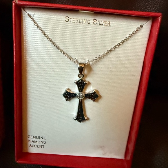 Sterling silver 18” chain and genuine diamond accent cross NIB - Picture 2 of 4